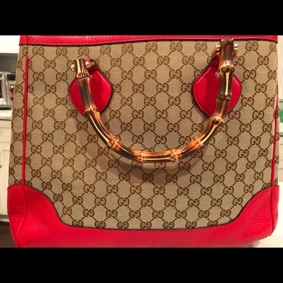 Gucci Handbags - Gucci handbag